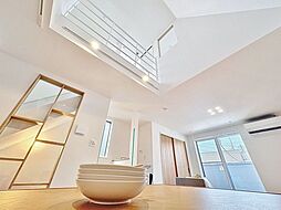 住みやすさに配慮したデザイナーズZEH住戸