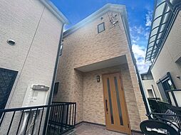 利便性に優れ穏やかな街並みに佇む戸建て