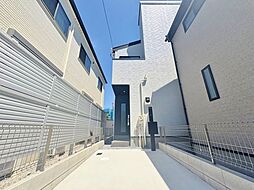 2階キッチン・ルーフバルコニーのある住まい