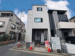 家族が寛ぐ癒しのナチュラルデザイン住宅