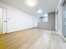2階建てゆとりの間取り カースペース2台
