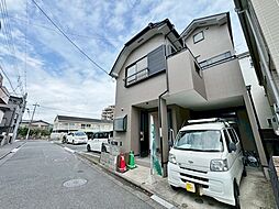 利便性に優れ穏やかな街並みに佇む中古戸建て