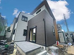 ルーフバルコニー付きでお家時間を快適に　充実設備の新築戸建て
