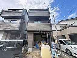 家族の笑顔が溢れる車庫付き快適住戸
