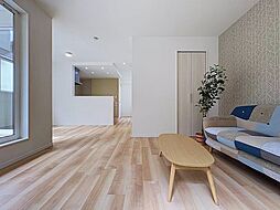 ゆとりある広さ　築浅中古戸建