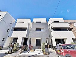 環境と美しく融和する落ち着いた新築住戸