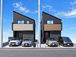 水回りとリビング集約　家族との一体感を感じられる住まい
