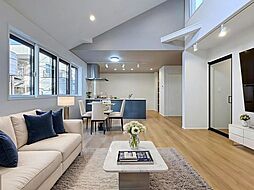 開放感ある工夫を多彩に施されている新築住戸