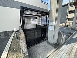 ヌーベルバーグイヌイ 303