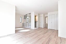 鶴見区北寺尾7丁目　新築一戸建て　10号棟