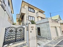 大津市本宮２丁目の一戸建て