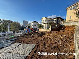 いずみ中央駅　歩15分　横浜市泉区上飯田町　2号棟