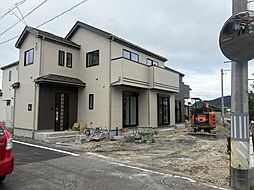 ハートフルタウン泉　B号棟