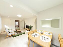 日高市武蔵台6丁目　戸建て