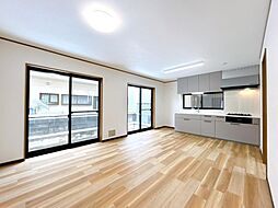 日高市高萩東1丁目　戸建て