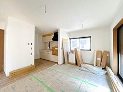 坂戸市南町　戸建て