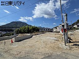 安佐北区亀山6丁目　3