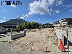 安佐北区亀山6丁目　4
