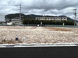呉市広中新開3丁目 13