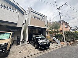 勾配天井のある邸