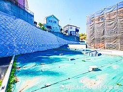 緑園都市駅　歩17分　横浜市泉区岡津町　10-7
