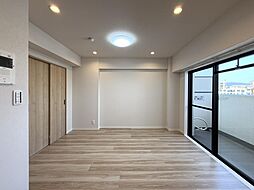 コスモトゥデイ 1005