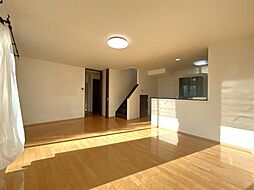 栃木市惣社町　戸建て