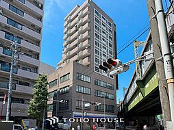 アクロス