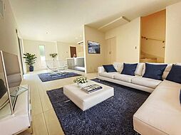 横浜市泉区岡津町　新築戸建　全3棟　2号棟