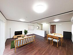 新潟市西区善久　戸建て