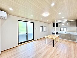 新潟市西区五十嵐東1丁目　戸建て