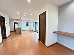 新潟市西区小新西3丁目　戸建て