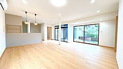 新潟市南区鯵潟1丁目　戸建て