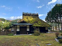 京北周山町茅葺