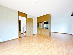 八街市八街ほ　戸建て