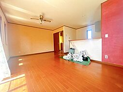 成田市西三里塚　戸建て