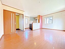 成田市西三里塚　戸建て