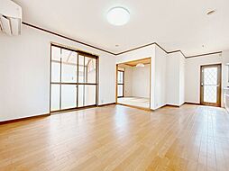 富里市新中沢　戸建て