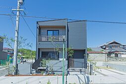 福岡県糟屋郡宇美町明神坂1丁目　B棟