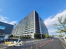 グランセンス吉川美南ステーションコート　B