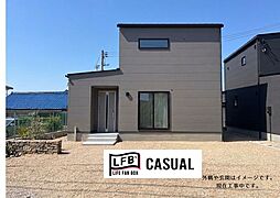 LFB CASUAL防府市伊佐江町3-1