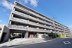 ウエリス吹田山手町 215