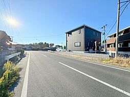 大崎市古川休塚童子川第1　1号棟