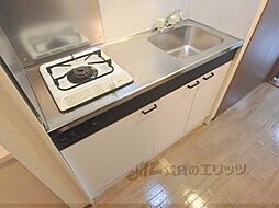 アーサー堅田 203