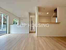 秦野市南矢名第17　新築全8棟-4号棟