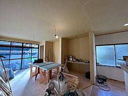 呉市焼山北2丁目　戸建て