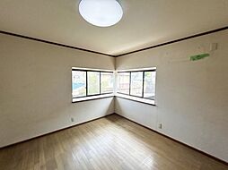 呉市焼山三ツ石町　戸建て
