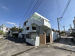 宜野湾市我如古4丁目　事務所兼2世帯住宅