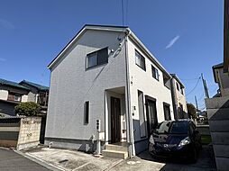 築浅戸建3台駐車可能