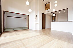 ライオンズヴィアーレ鹿山A棟「リノベ×駐車場×減税」 102